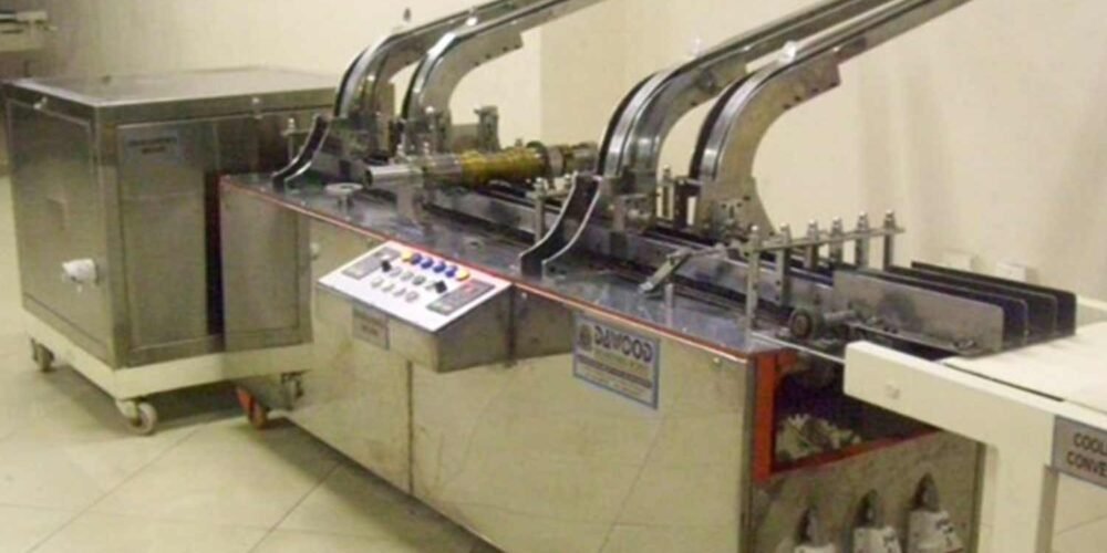 Double-Line-Sandwich-Machine